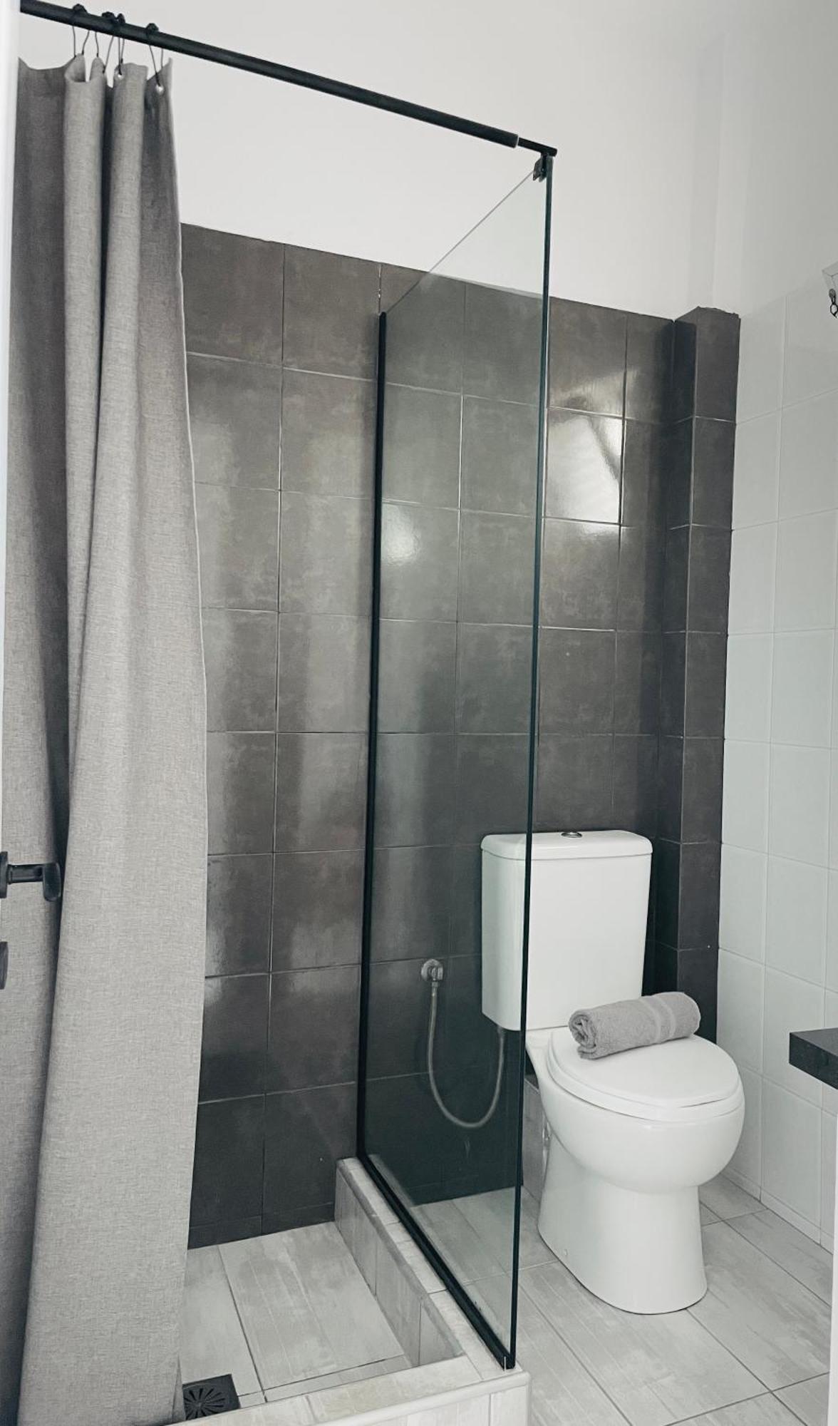 פפקוהורי Thalassa Garden Studios מראה חיצוני תמונה